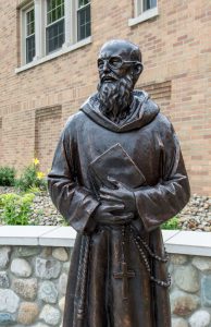 2018-07-30-solanus-statue-17-2