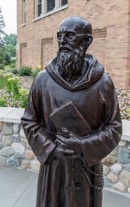 2018-07-30-solanus-statue-20-2