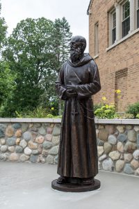 2018-07-30-solanus-statue-23-2