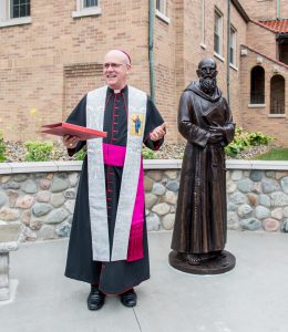 2018-07-30-solanus-statue-49-2