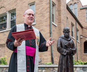 2018-07-30-solanus-statue-54-2